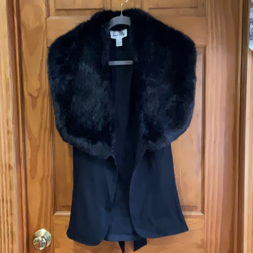 Joseph Ribkoff vest with faux fur collar